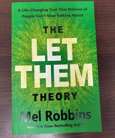 The Let Them Theory By Mel Robbins, Paperback USA STOCK…